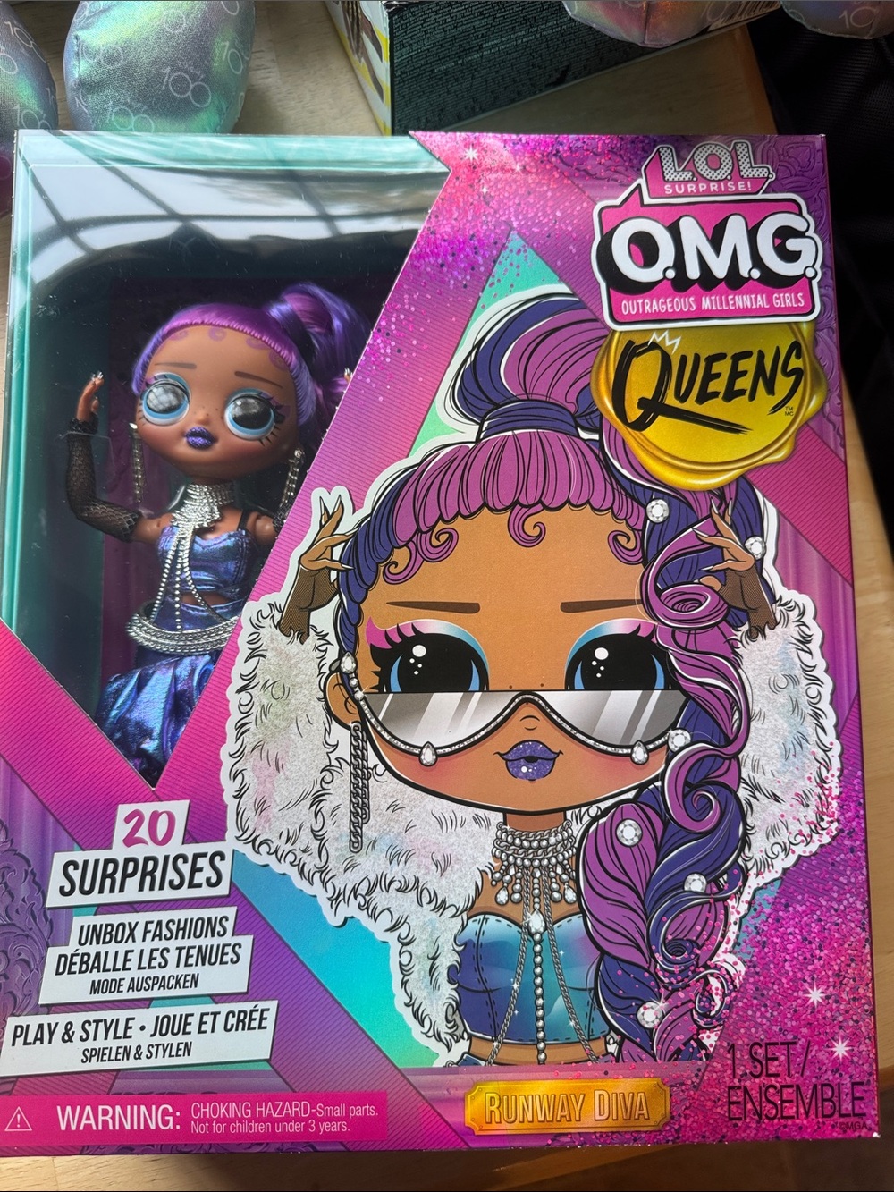 L.O.L. Surprise! Queens Runway Diva Doll - Purple & Blue